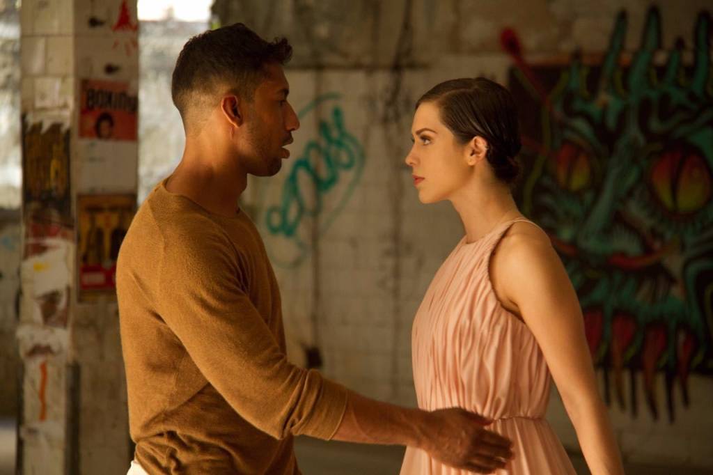 Sophia Abrahão é dirigida por Sergio Malheiros em novo clipe