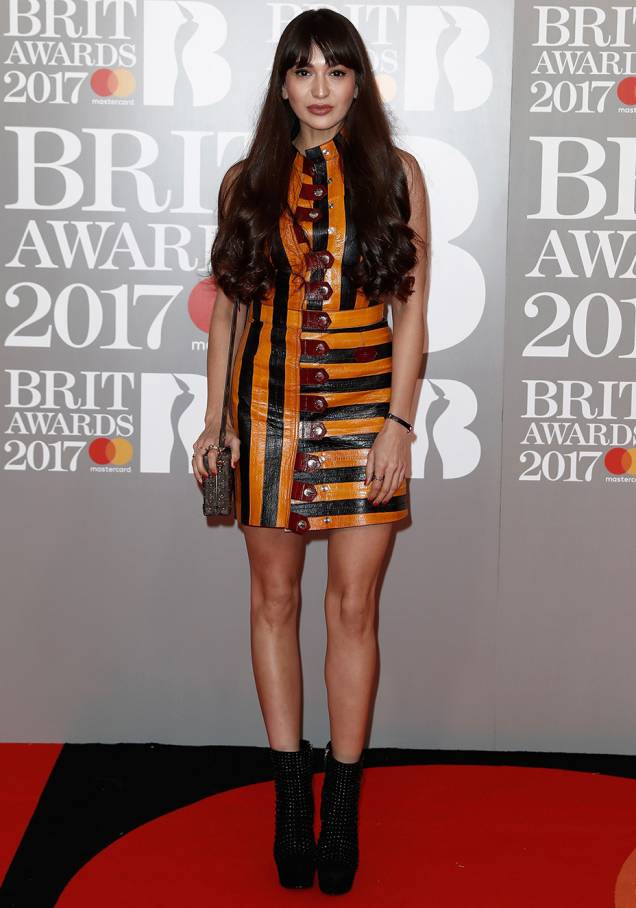 <strong>Zara Martin </strong>veste<strong> Louis Vuitton</strong> <strong>Zara Martin </strong>veste<strong> Louis Vuitton</strong>