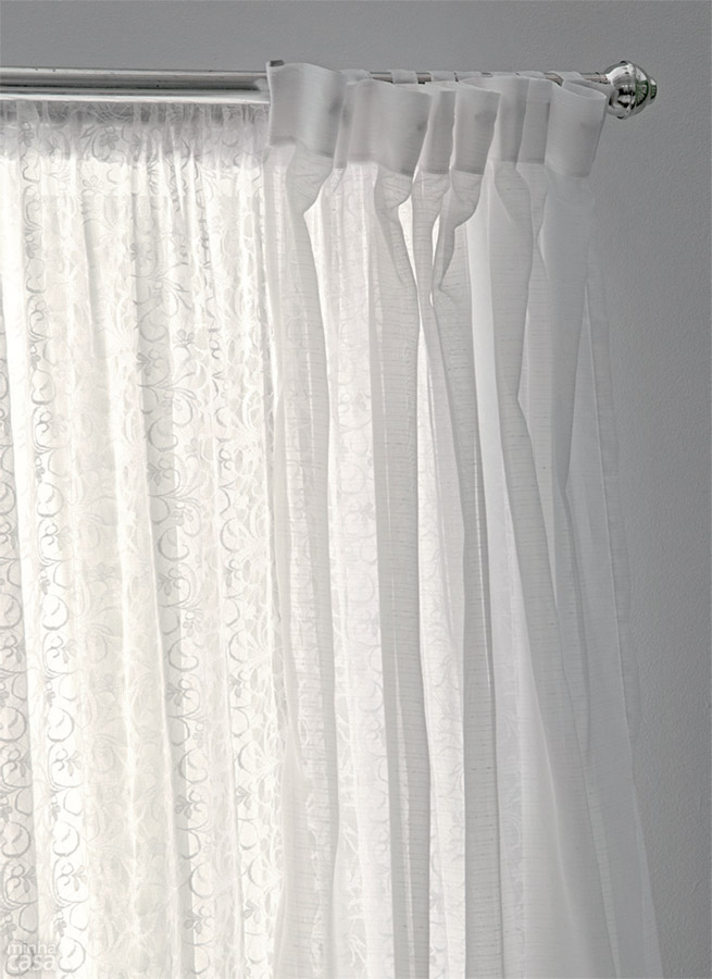 06-quarto-para-recem-casados-mescla-beleza-praticidade-e-conforto