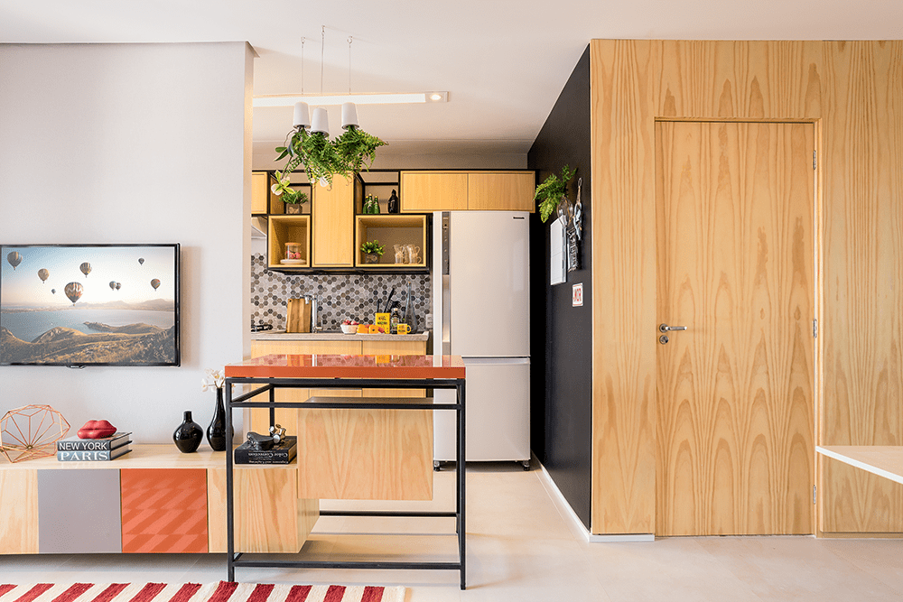 apartamento-de-63-m2-projeto-combina-madeira-com-toque-de-cor-hall apartamento-de-63-m2-projeto-combina-madeira-com-toque-de-cor-hall