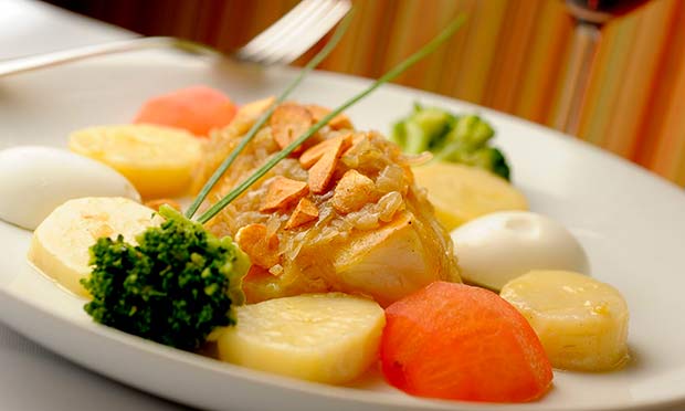 Bacalhau ao forno à portuguesa
