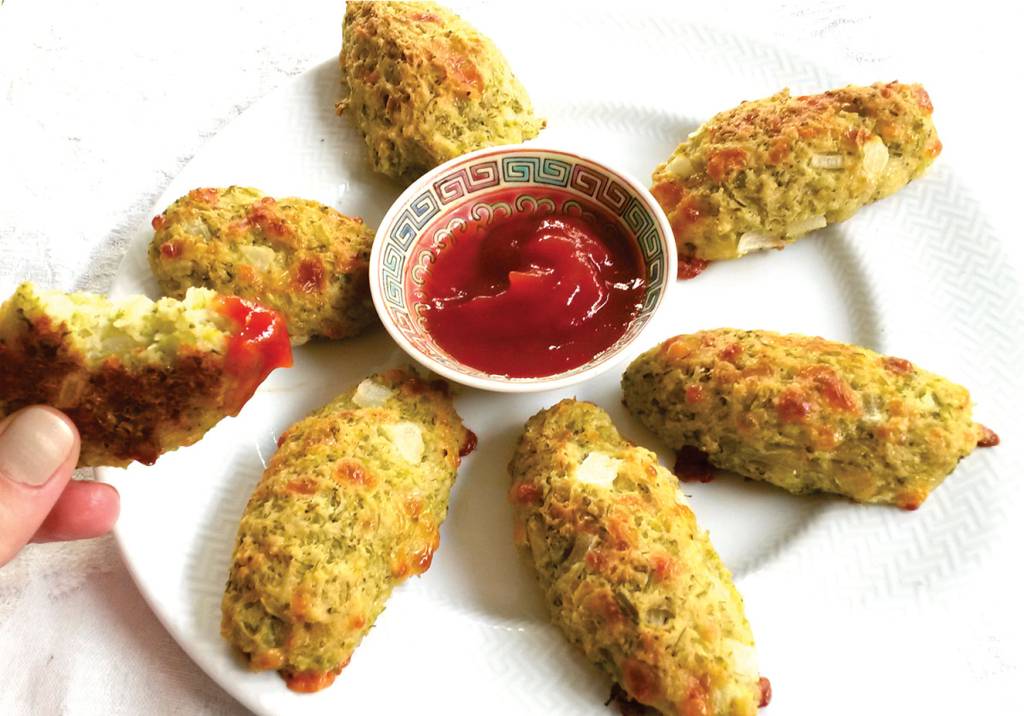 Está difícil comer vegetais? Esse bolinho de brócolis é irresistível