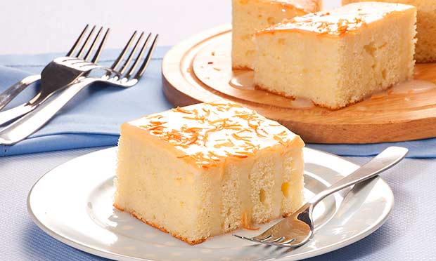 Bolo de creme de leite e coco