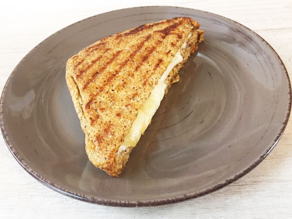 Pão low carb de frigideira