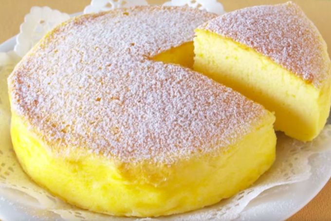 Cheesecake suflê de três ingredientes