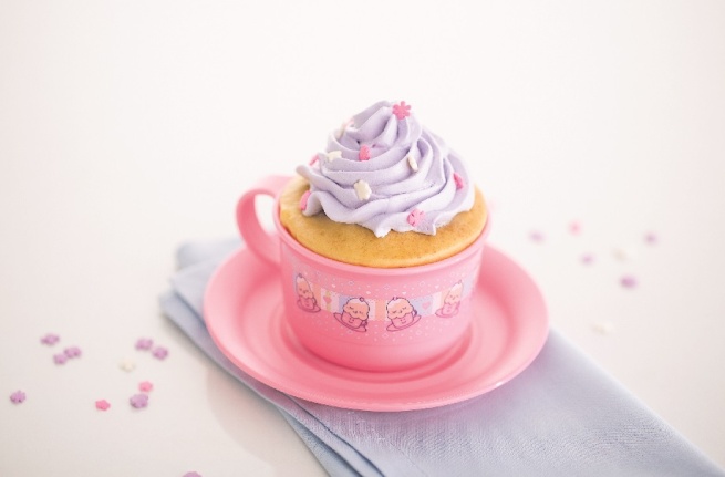 Cupcake de baunilha na xícara