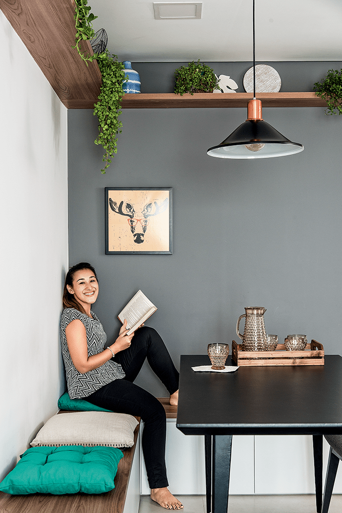 decorac3a7c3a3o-de-apartamento-pequeno-com-mc3b3veis-sob-medida-e-painc3a9is-canto-alemc3a3o
