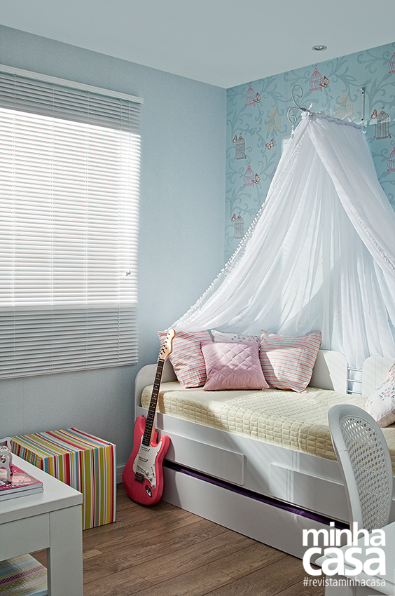 decoracao-em-candy-color-no-quarto-para-adolescente-5