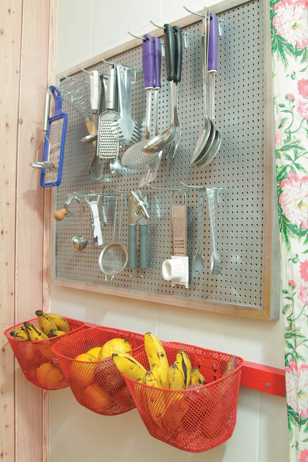 depois-cozinha-renovada-com-adesivos-5