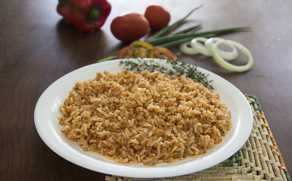 Mahmume – Arroz árabe com trigo e molho de tomate