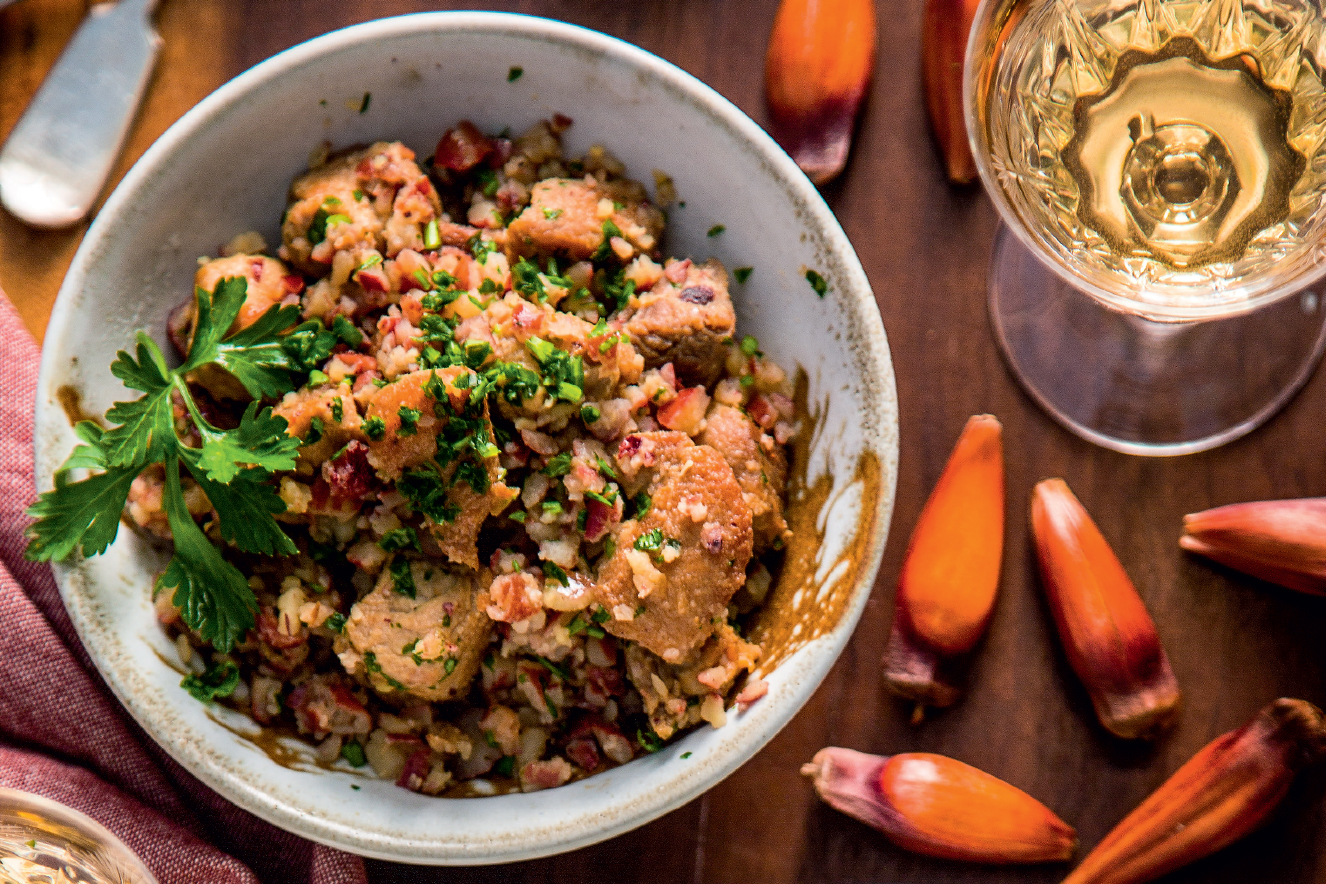 Comida salgada para festa junina: torta, quiche, sanduíche e bolo salgado