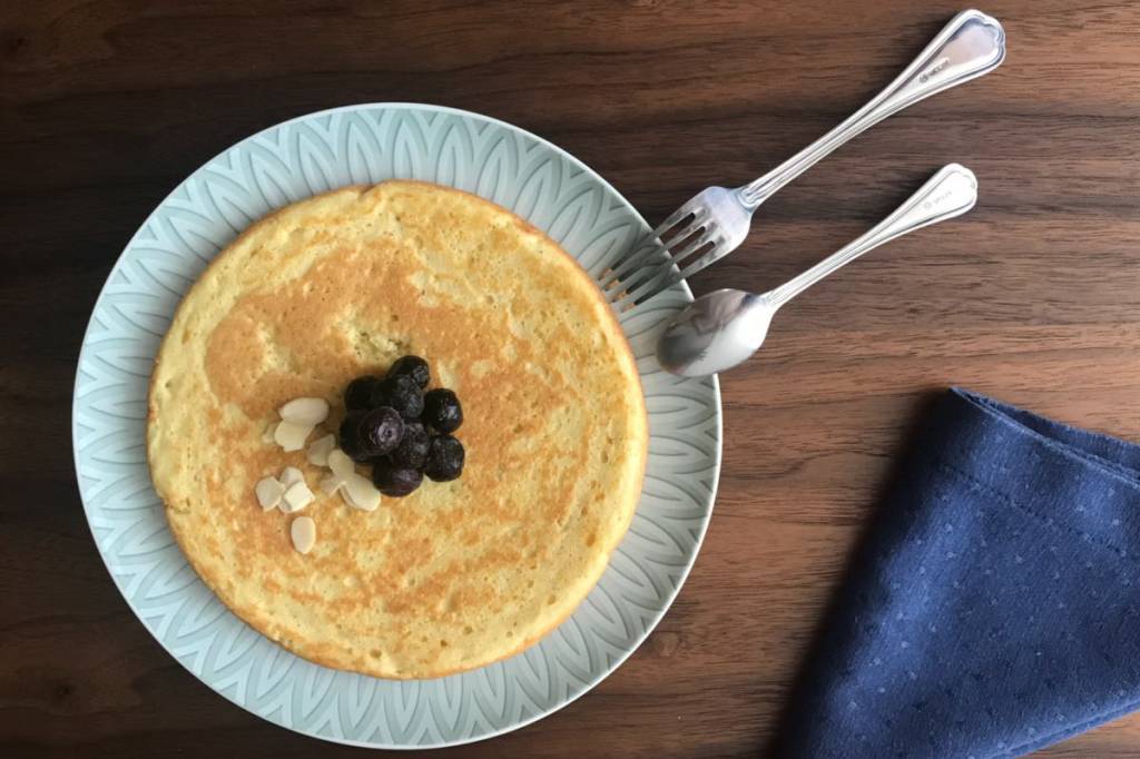 Panqueca proteica de açaí