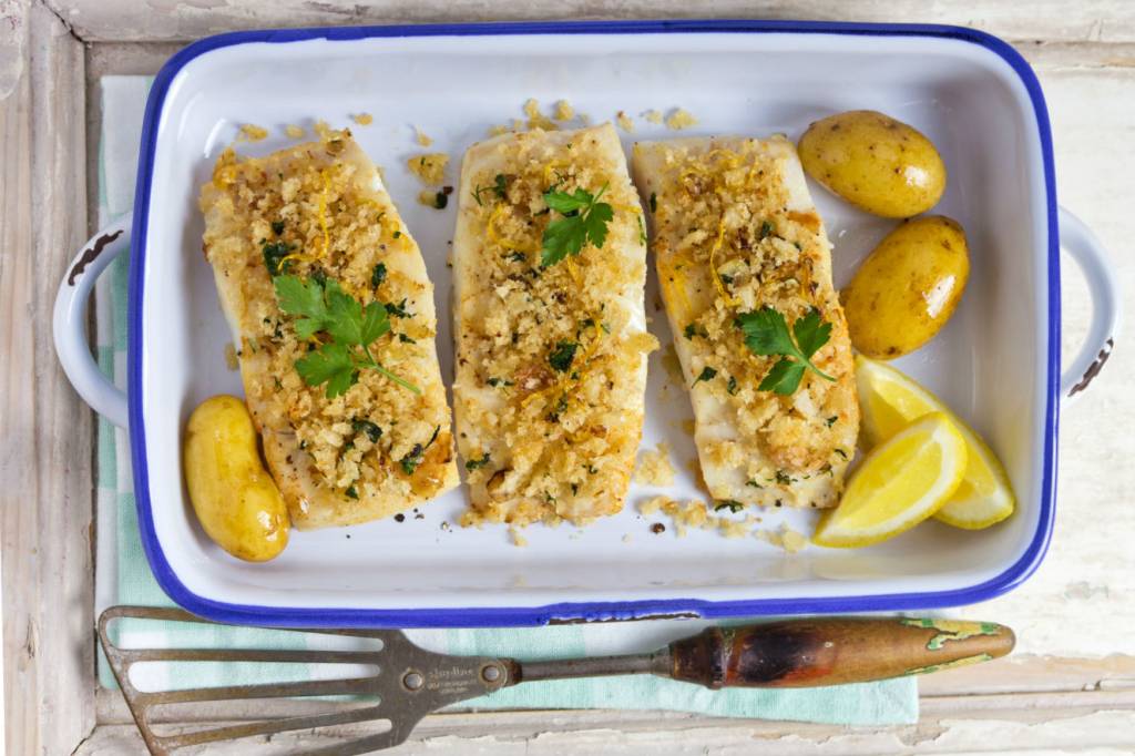Peixe empanado em farinhas funcionais
