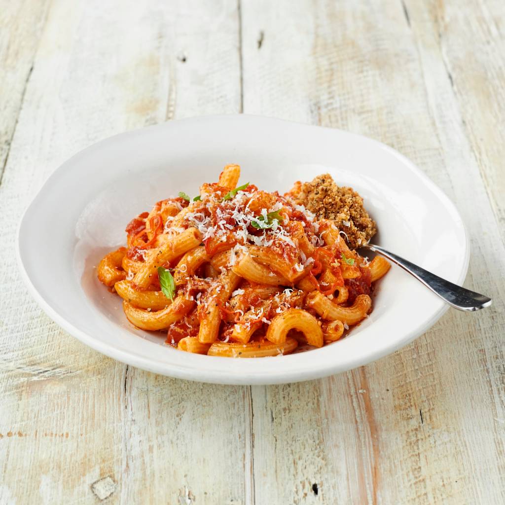 Aprenda com Jamie Oliver: penne arrabiatta