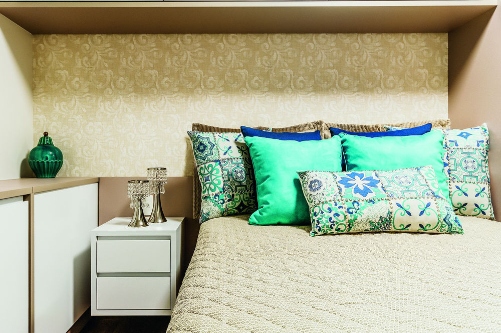 projeto-de-apartamento-aposta-em-elementos-neutros-e-elegantes-quarto1