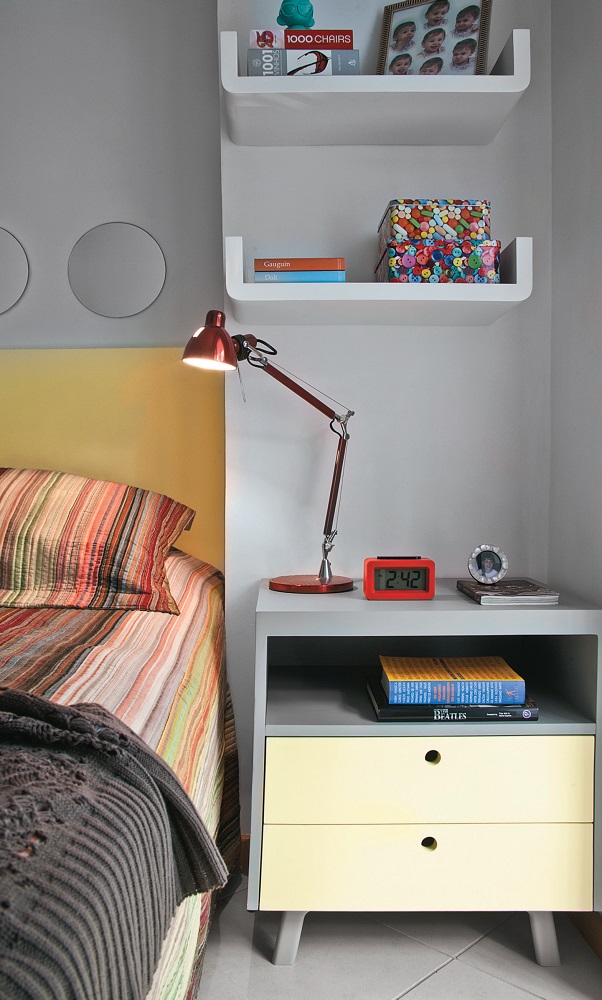 projeto-de-apartamento-aposta-em-marcenaria-planejada-quarto