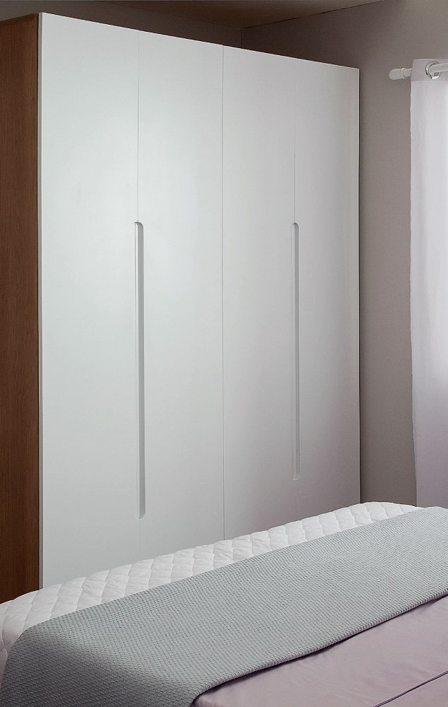 quarto-de-casal-com-iluminac3a7c3a3o-suave-e-cores-leves-2