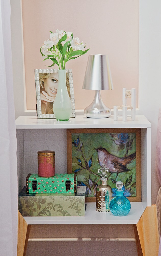 quarto-de-casal-com-iluminac3a7c3a3o-suave-e-cores-leves-5