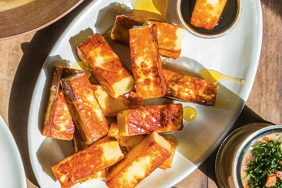 Queijo coalho com melaço
