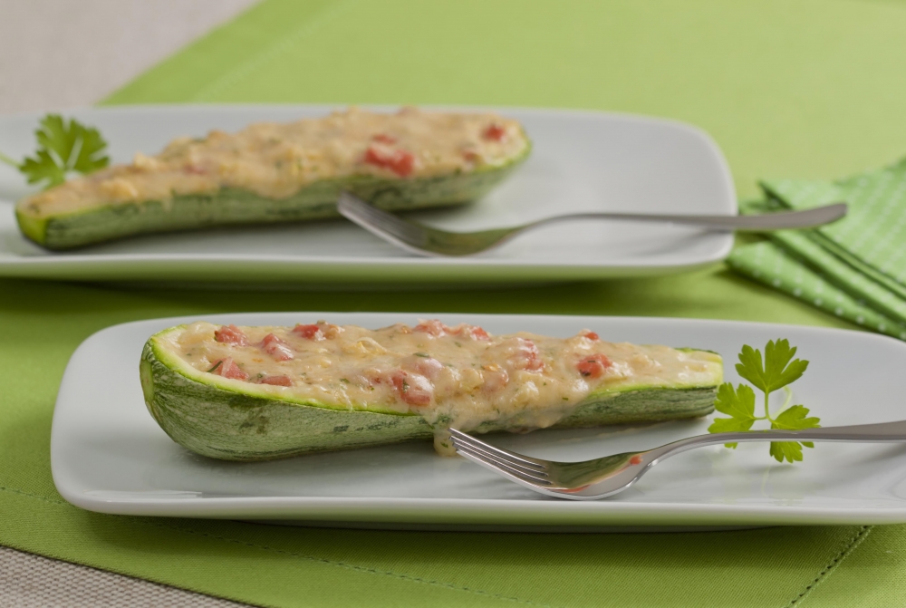 Abobrinha gratinada recheada com queijo