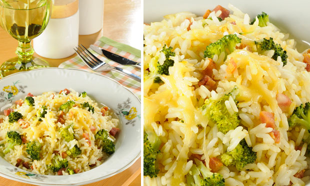 Imagem de receita de arroz de frango com brócolis.