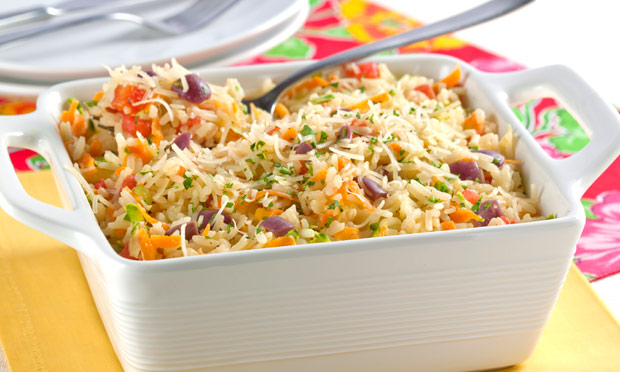 Arroz nutritivo com cenoura e abobrinha