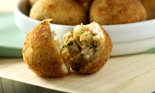 Bolinhas de arroz com frango