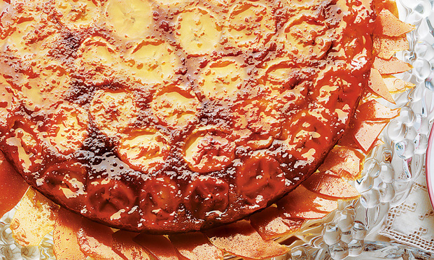 Bolo de banana caramelada