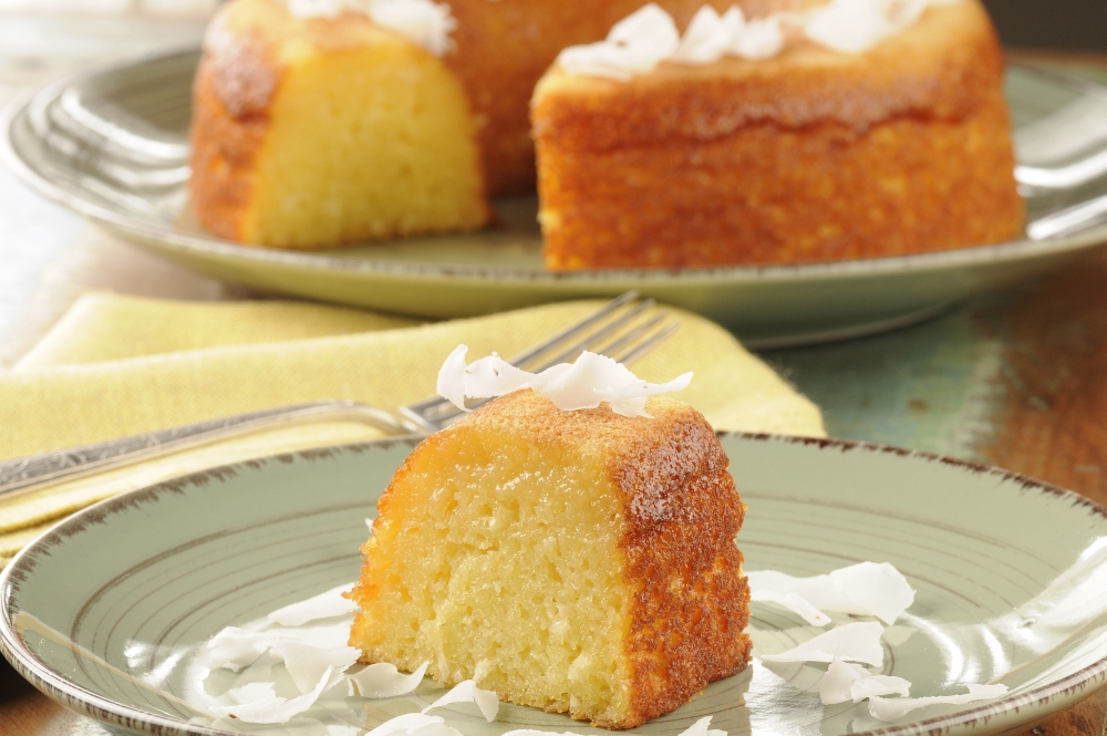 Bolo caipira de mandioca e coco