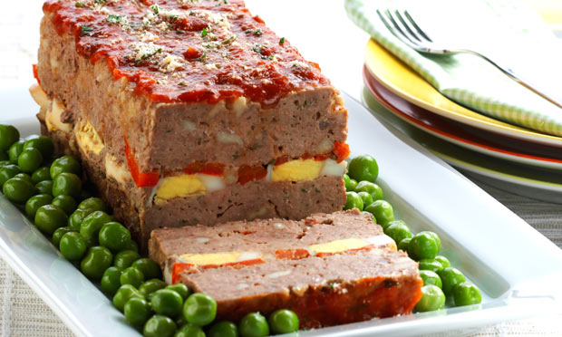 Bolo de carne recheado
