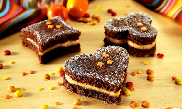 Bolo com creme de laranja