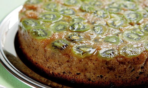 Bolo de kiwi