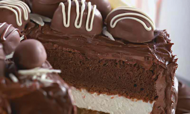 3 receitas de bolo com chocolate para fazer sucesso nesta Páscoa - Caldo Bom