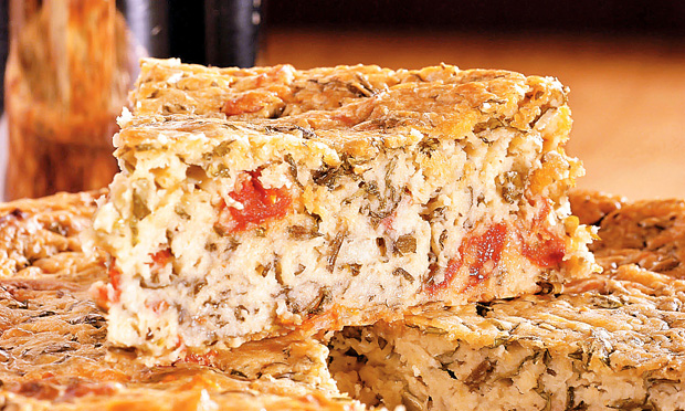 Bolo de rúcula