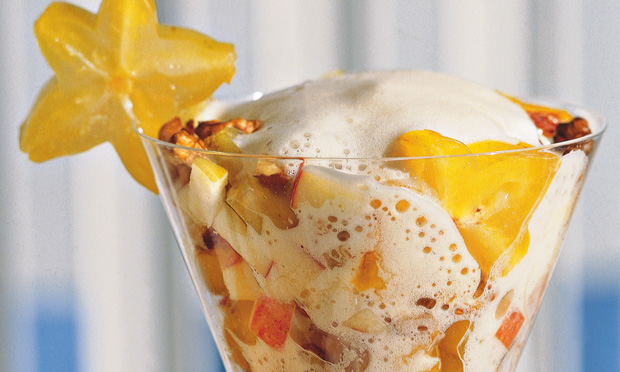 Carambola com creme de zabaione