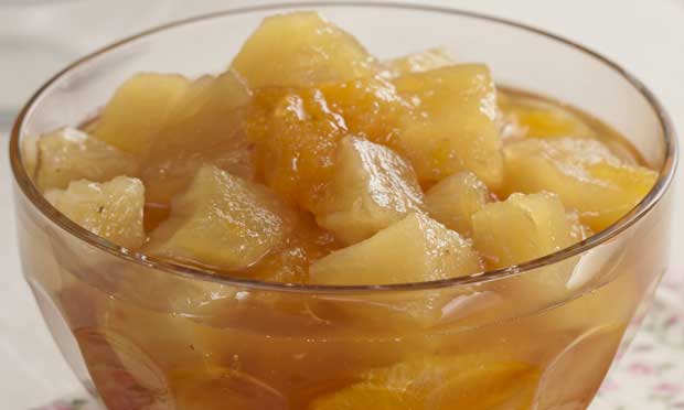 Compota de abacaxi e laranja