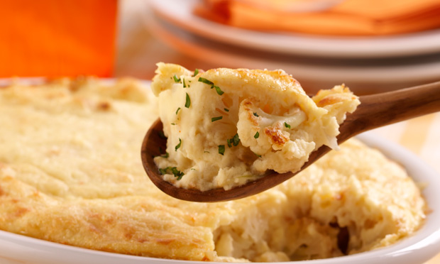 Couve-flor gratinada com leite de coco