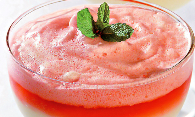 Creme rosa de gelatina