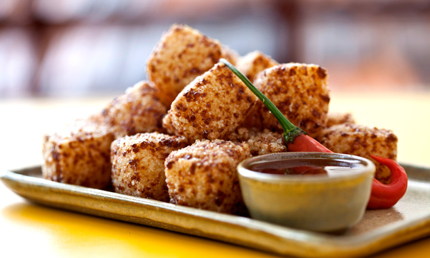Dadinhos de tapioca com queijo coalho