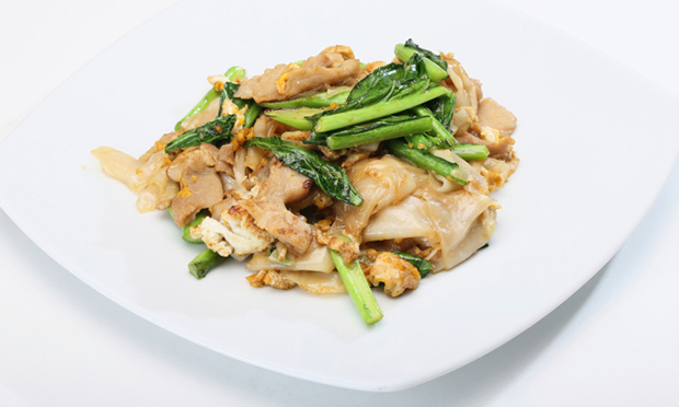 Frango oriental com couve