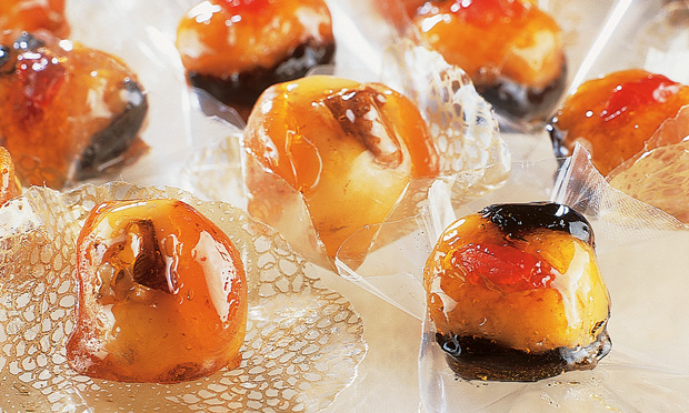 Docinho caramelizado de coco