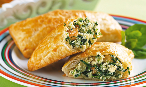Folhados de frango com espinafre