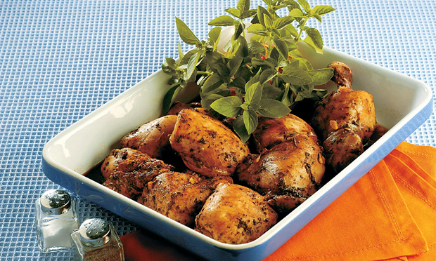 Frango com alecrim e tomilho