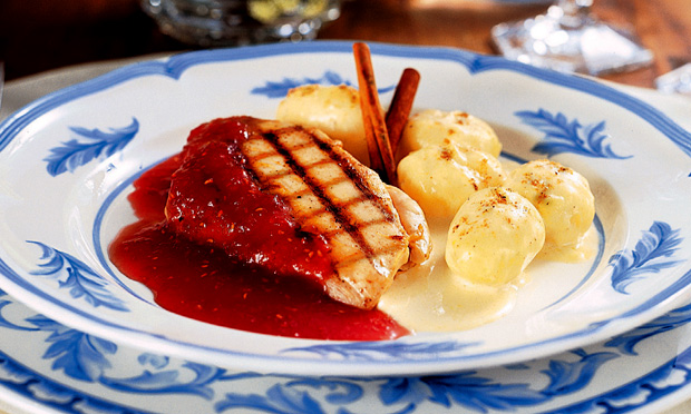 Frango com molho de framboesa