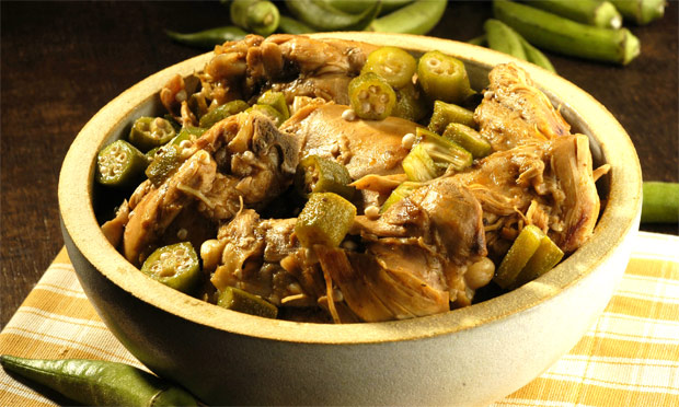 Frango com quiabo