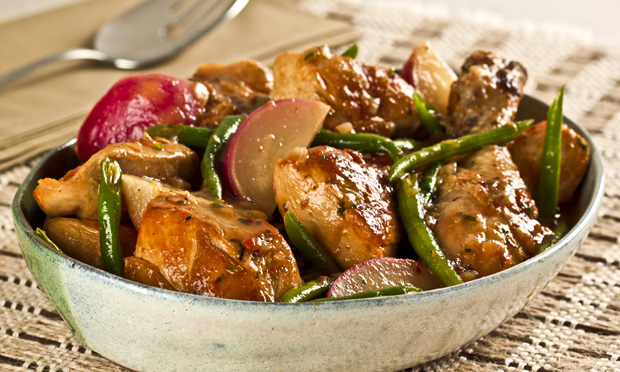 Frango rápido com rabanete e vagem
