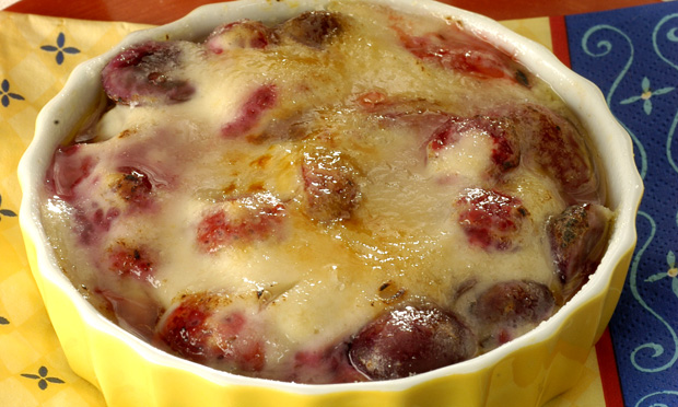 Frutas caramelizadas com tofu