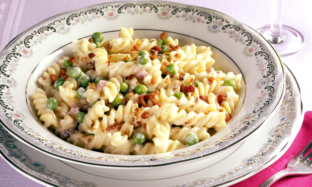 Fusilli com molho branco