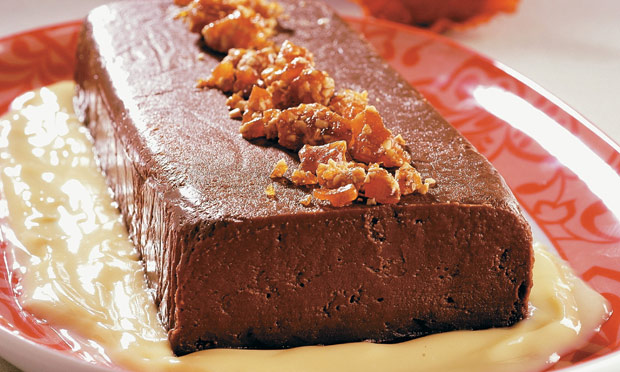 Gelado de chocolate com creme de baunilha