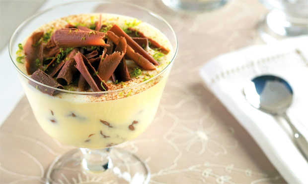 Gelado de coco, chocolate e limão